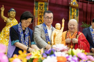 新北市佛教界慶祝佛曆2570聯佛誕節浴佛大典